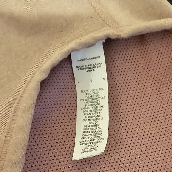 Nike Women's Black and Purple  Shorts and Sports Top - Picture 6 of 6